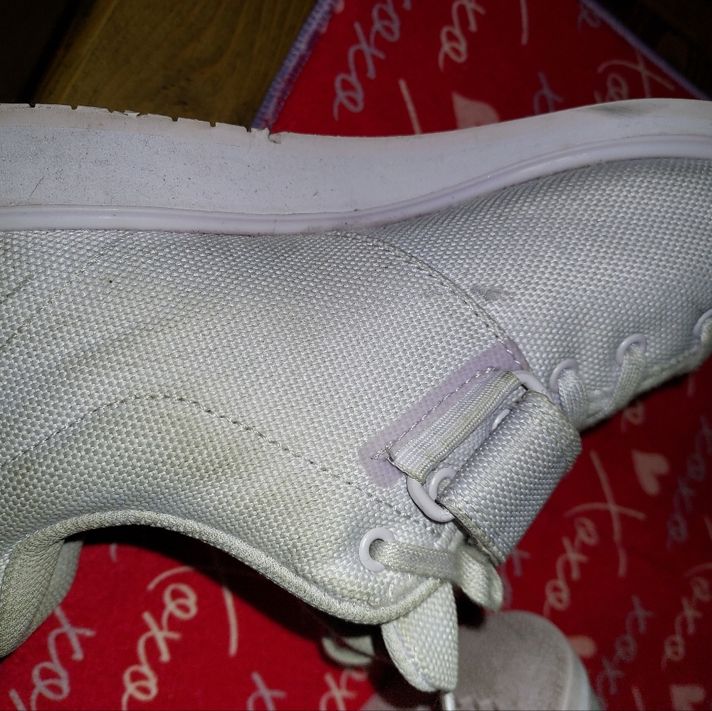 Lavender Adidas lifters